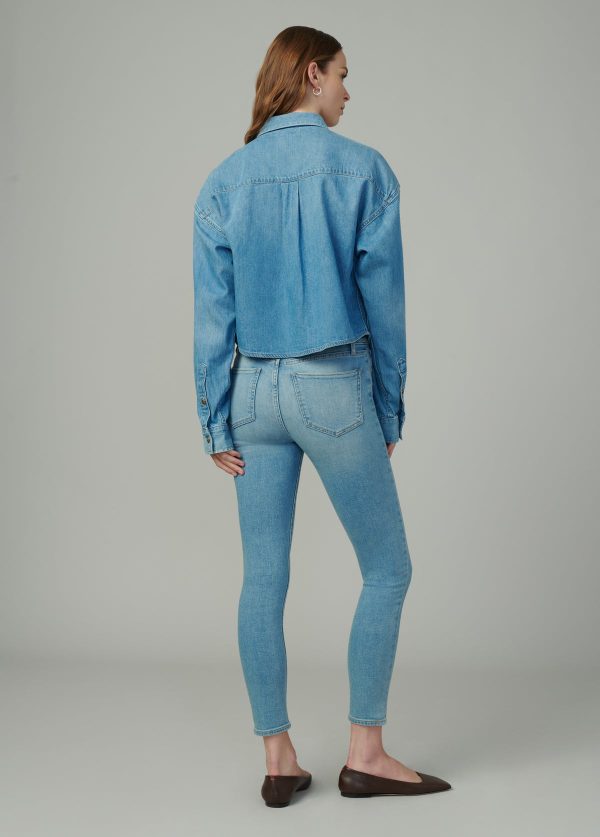 THE CROPPED BOYFRIEND BUTTON DOWN SHIRT - Image 7